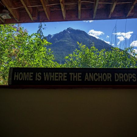 Noah'S Ark Campground Revelstoke Exterior foto
